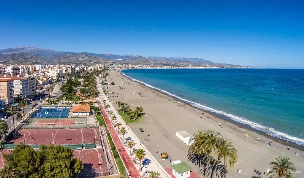 Atico Pet Friendly Con Piscina Apartment Torre Del Mar